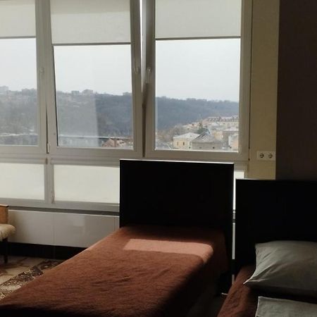 Rooms With Fortetsya View 2 Kamyanets-Podilski Dış mekan fotoğraf