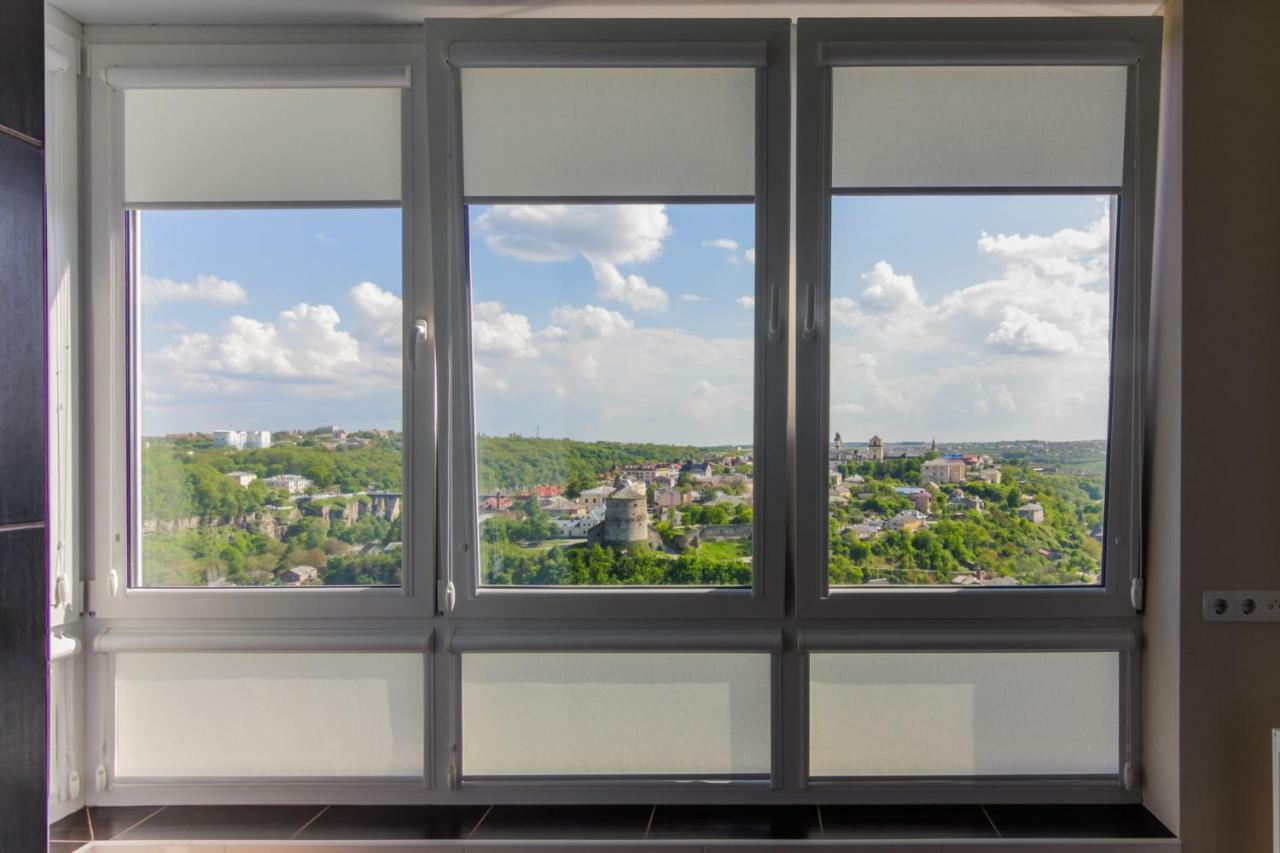 Rooms With Fortetsya View 2 Kamyanets-Podilski Dış mekan fotoğraf